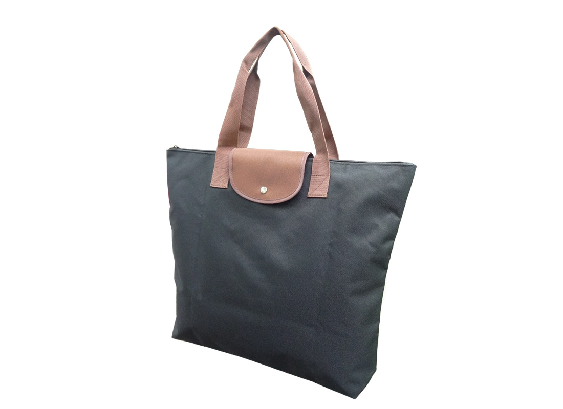 Foldable Tote Bag with zipper in black R side