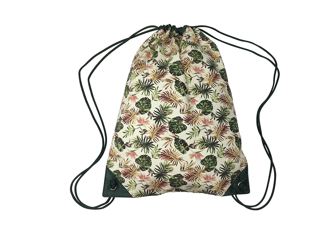 Drawstring bag with leaf print