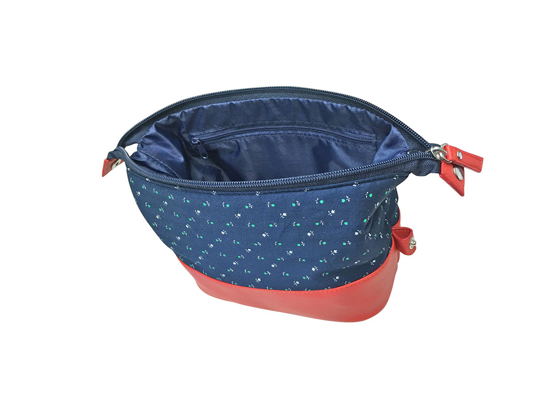 Large Floral Cosemtic Bag Open