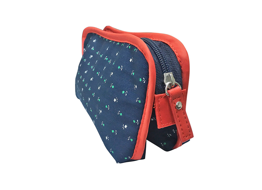 Floral cosmetic bag in dark blue with red trimming R side