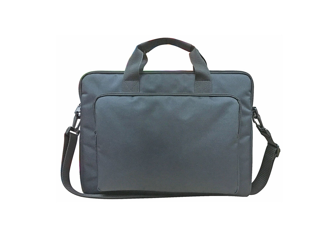classic laptop bag in black for 15"