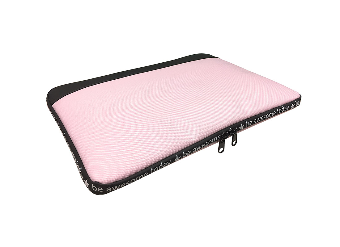 Laptop sleeve in pink L side