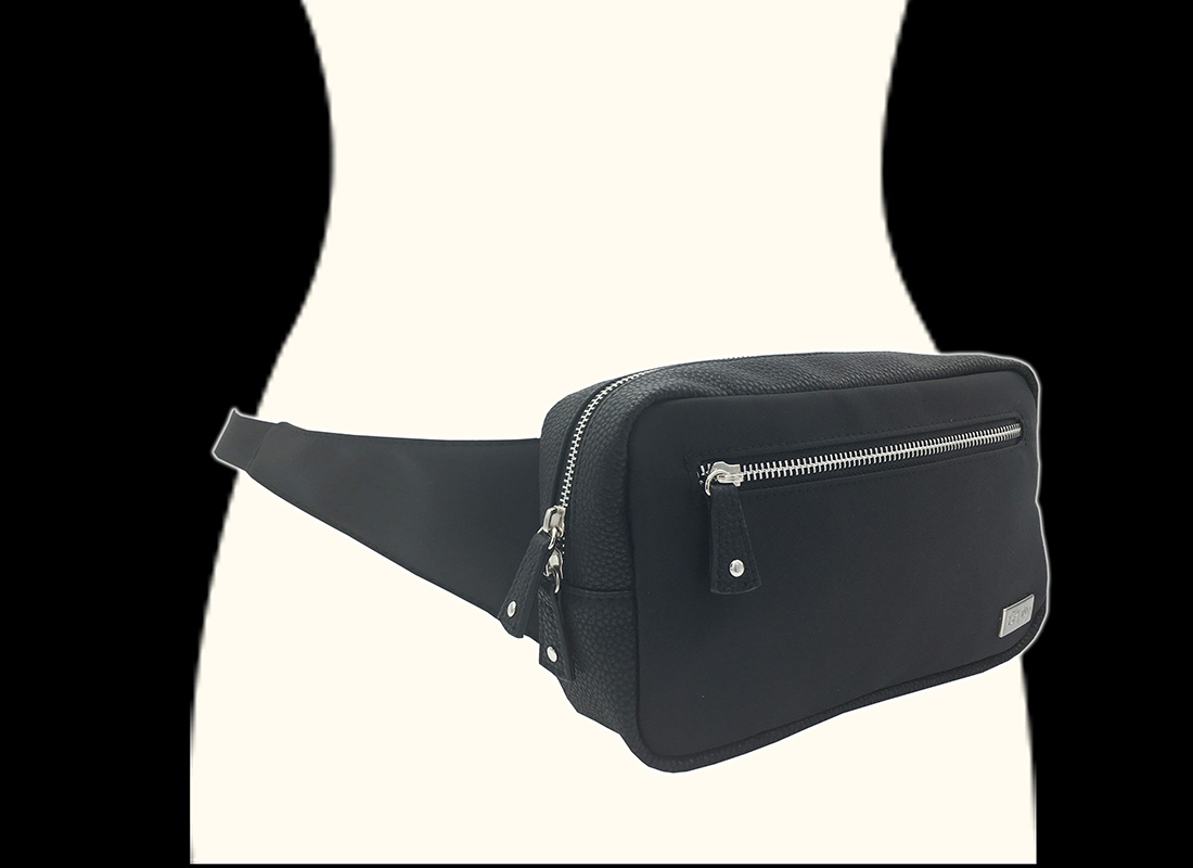 rectangle women waist bag in black model