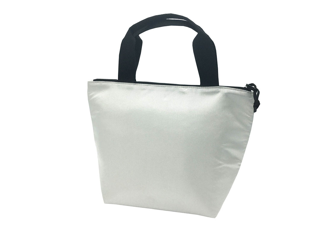 Tote bag style cooler bag in white R side