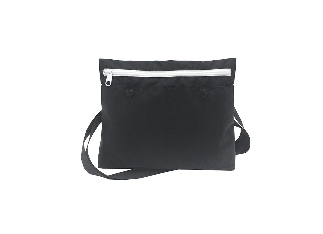 simple black shoulder bag front